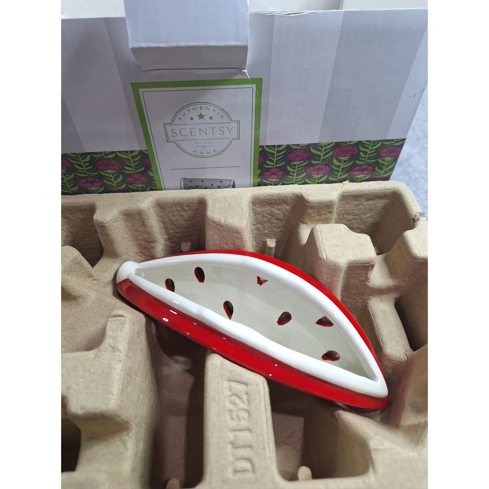 Scentsy Watermelon Slice Wax Warmer Electric Plug In Fragrance Diffuser - Picture 3 of 11